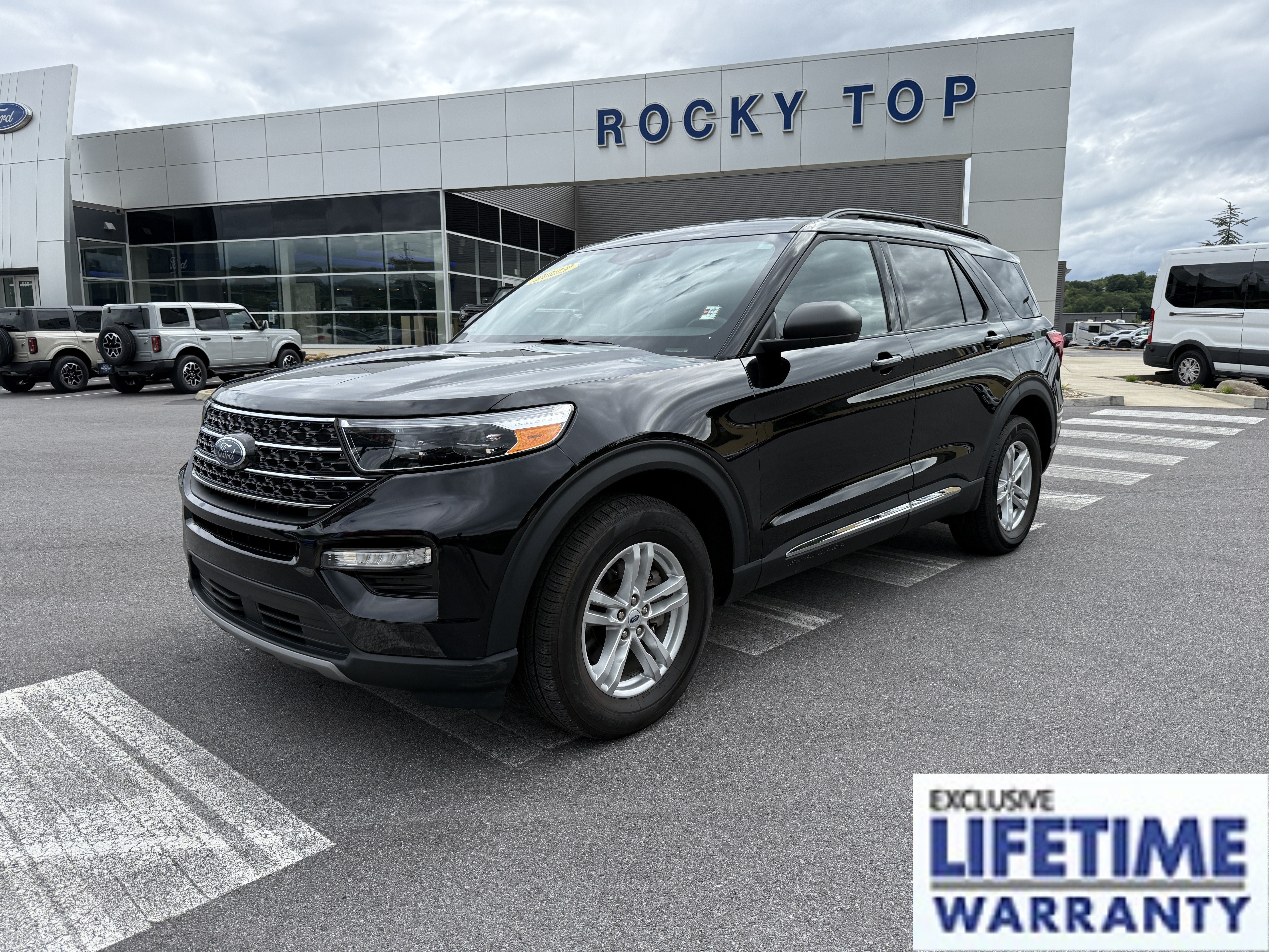 Used 2023 Ford Explorer XLT w/ Equipment Group 202A AWD/4WD video 1
