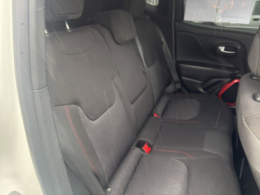 Used 2019 Jeep Renegade Trailhawk w/ LED Lighting Group AWD/4WD image 25