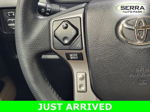 Used 2020 Toyota 4Runner SR5 Premium w/ Moonroof Package AWD/4WD image 27