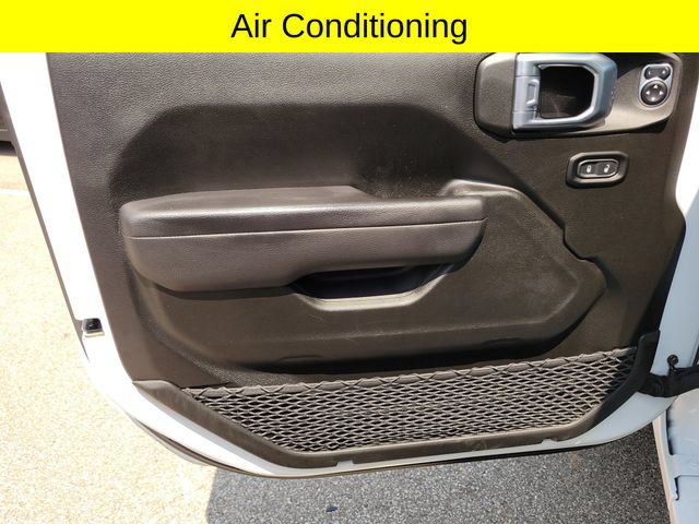 Certified 2022 Jeep Wrangler Sport AWD/4WD image 12