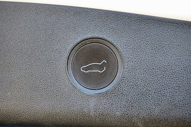 Used 2023 Tesla Model 3 Standard Range RWD image 18