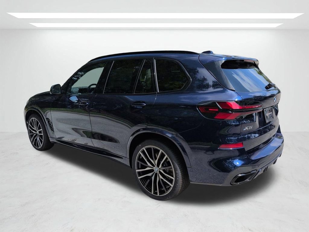 New 2026 BMW X5 xDrive40i w/ M Sport Package AWD/4WD image 6