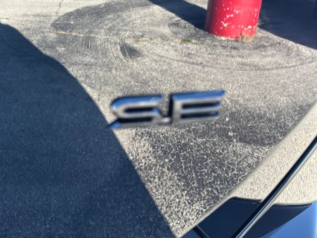 New 2026 Toyota RAV4 SE image 7