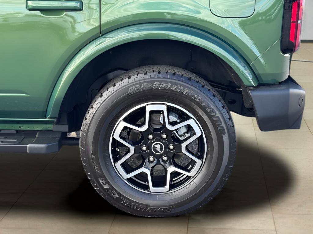Used 2024 Ford Bronco Outer Banks image 43