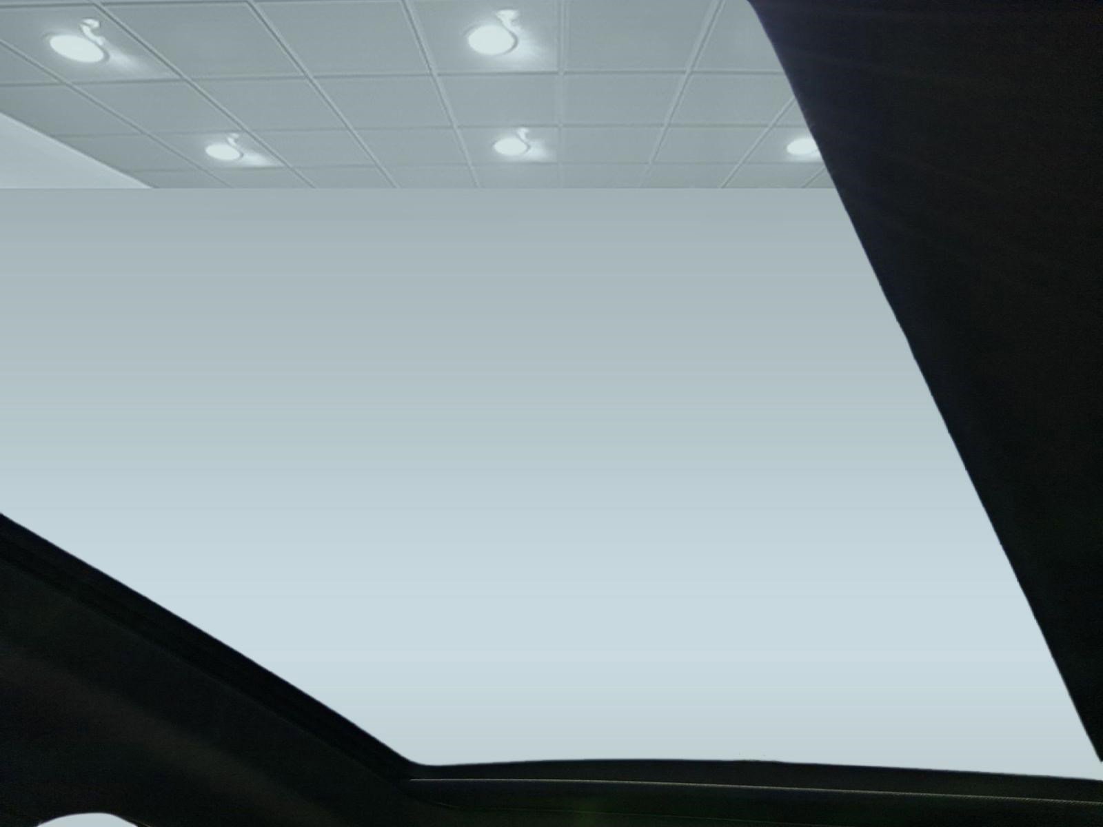 Used 2026 BMW X2 xDrive28i image 13