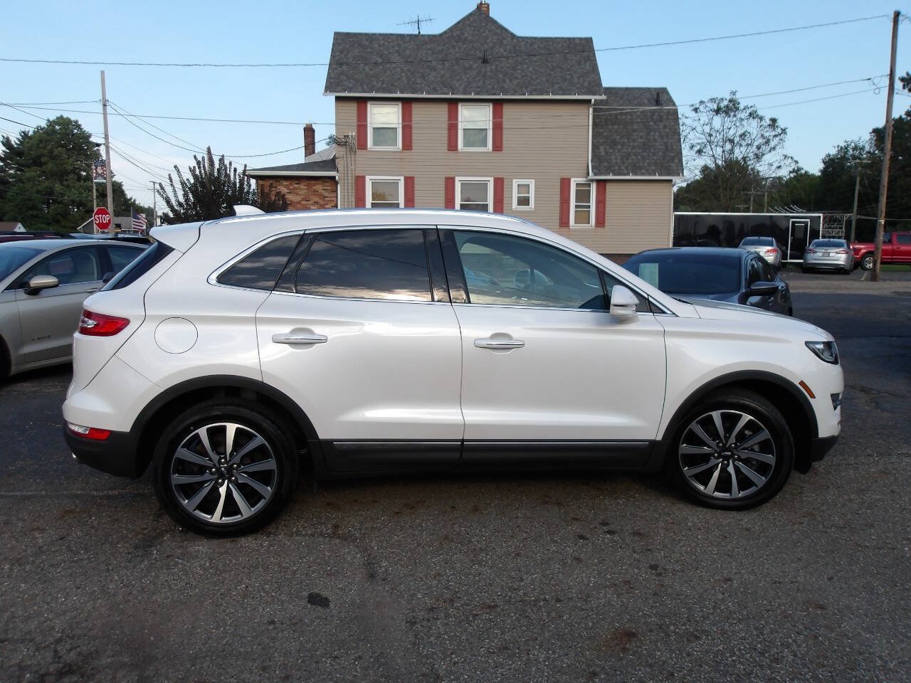 Used 2019 Lincoln MKC Reserve w/ MKC Climate Package FWD image 4