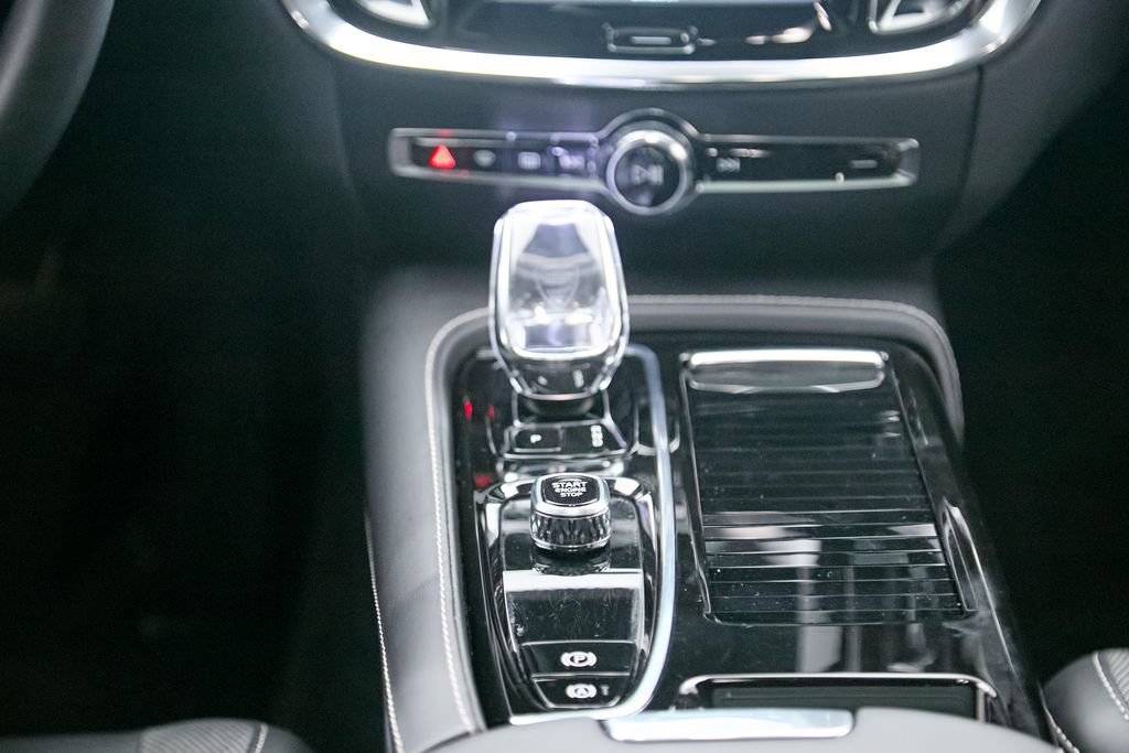 Certified 2024 Volvo V60 T8 Polestar AWD/4WD image 30