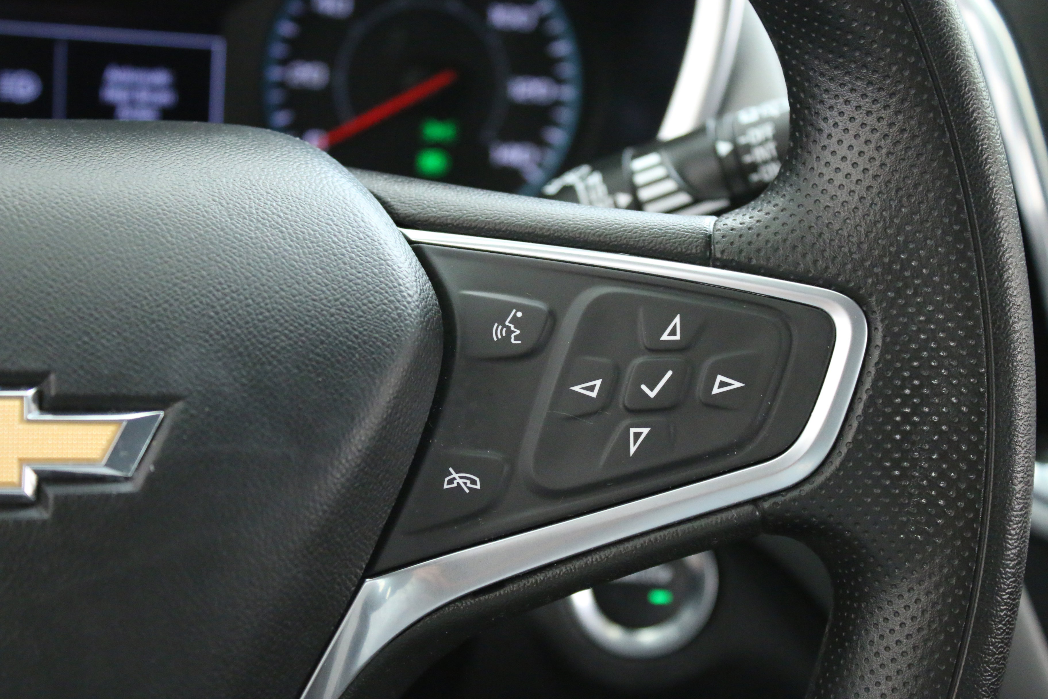 Used 2023 Chevrolet Equinox LS FWD image 15