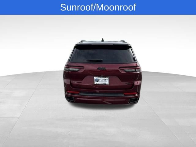 Used 2023 Jeep Grand Cherokee L Summit AWD/4WD image 6