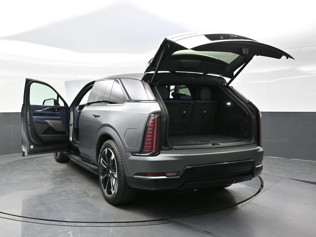 Certified 2026 Cadillac Escalade IQ Sport 2 AWD/4WD image 39