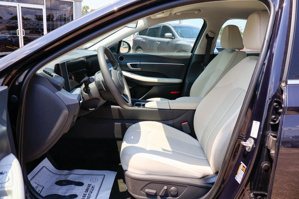 Used 2025 Hyundai Sonata SEL FWD image 7