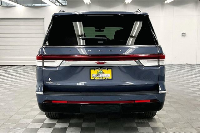 Used 2023 Lincoln Navigator L Reserve image 5