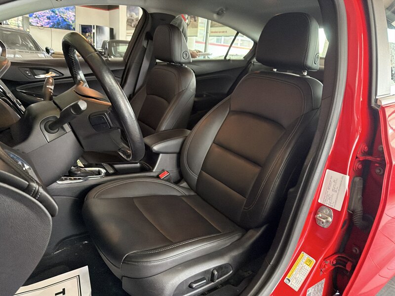 Used 2019 Chevrolet Cruze Premier FWD image 10