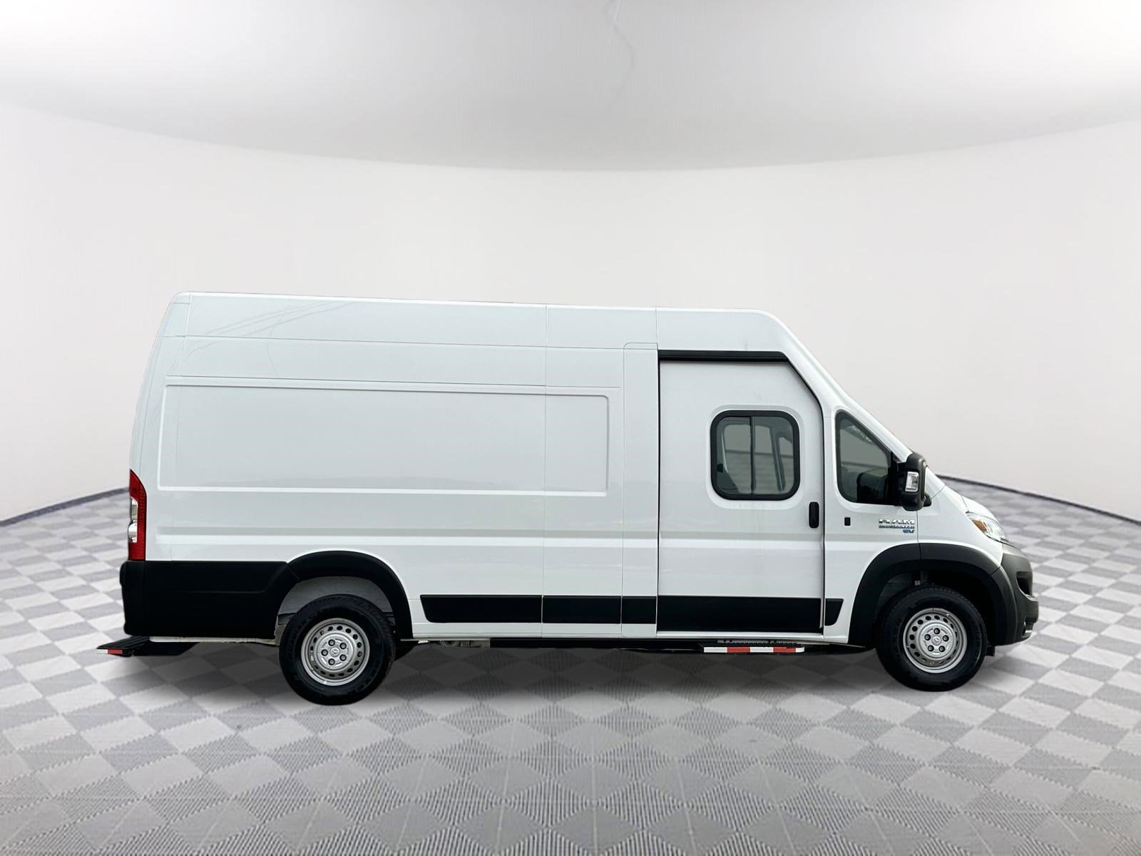 Used 2024 RAM ProMaster 3500 w/ Delivery Van Package image 6