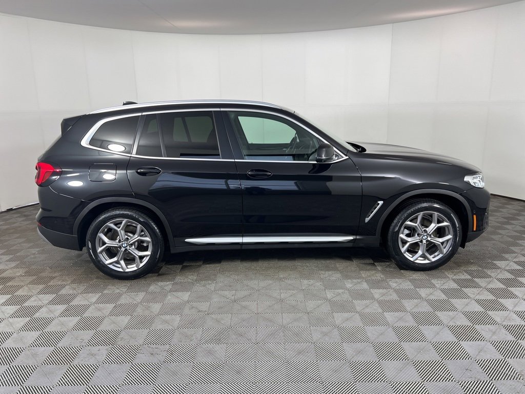 Certified 2023 BMW X3 xDrive30i w/ Premium Package image 3
