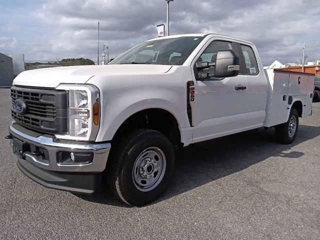 New 2026 Ford F250 XL w/ XL Chrome Package image 7