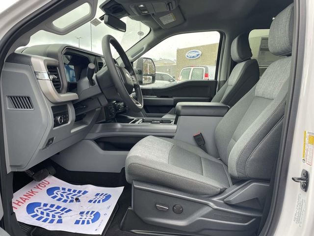 New 2026 Ford F250 XLT w/ XLT Premium Package AWD/4WD image 16