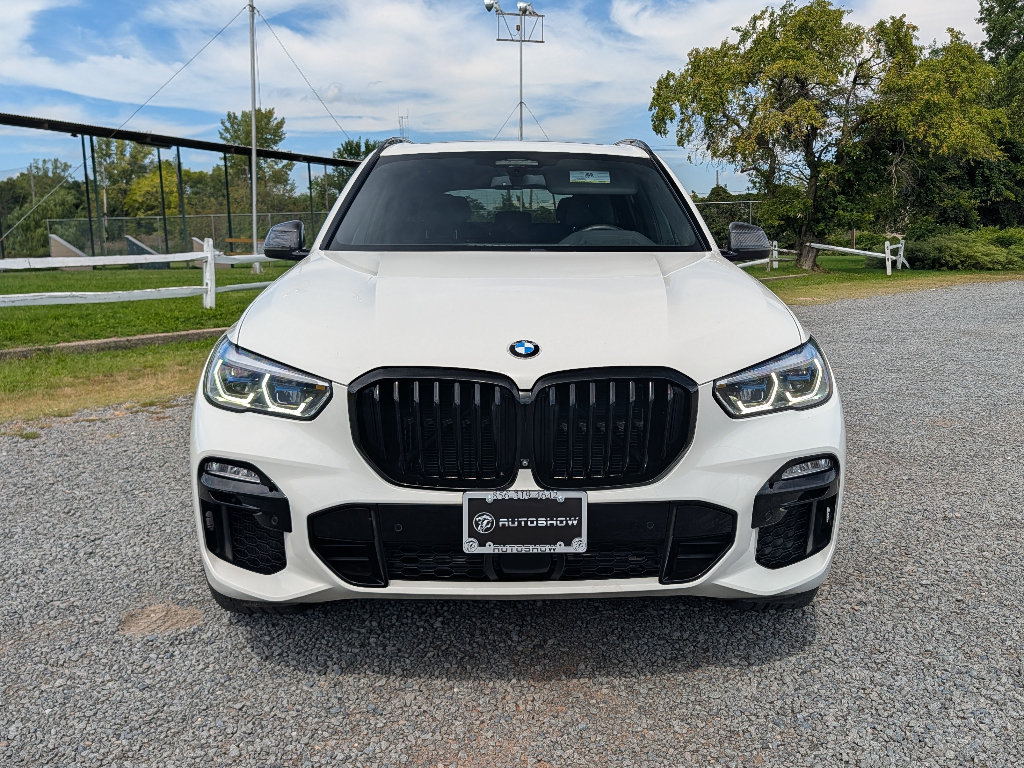 Used 2021 BMW X5 M50i AWD/4WD image 2