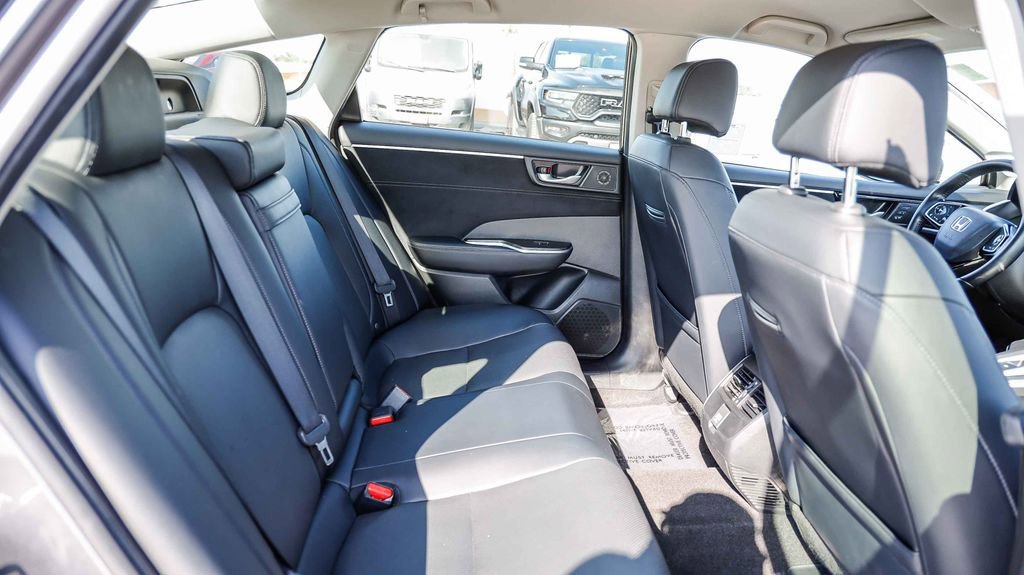 Used 2018 Honda Clarity Touring image 19