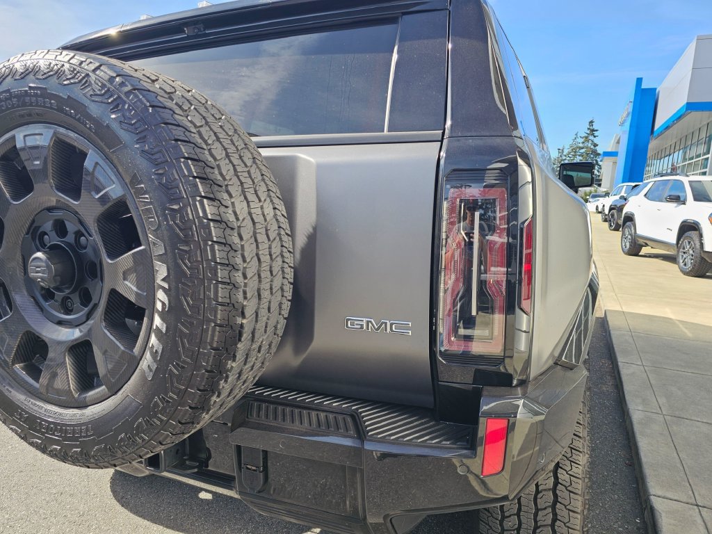 Used 2026 GMC Hummer EV 3X AWD/4WD image 18