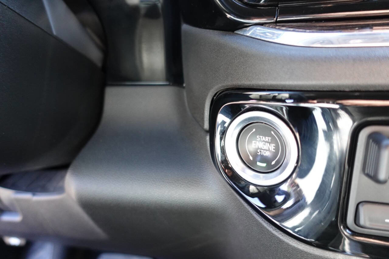 Used 2024 GMC Sierra 1500 Elevation image 40