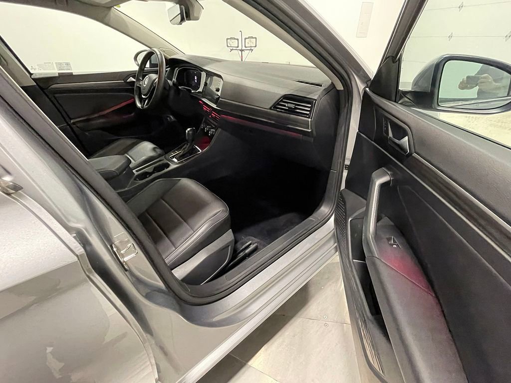 Used 2021 Volkswagen Jetta SEL FWD image 24