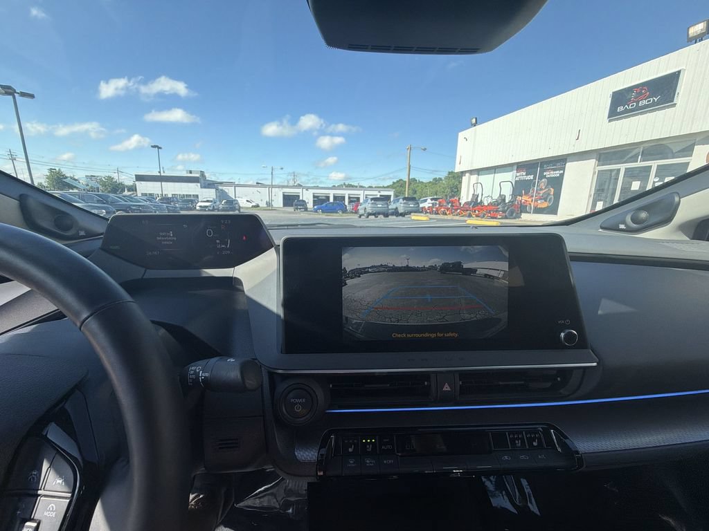Used 2023 Toyota Prius Limited FWD image 17