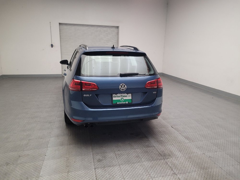 Used 2016 Volkswagen Golf S FWD image 6