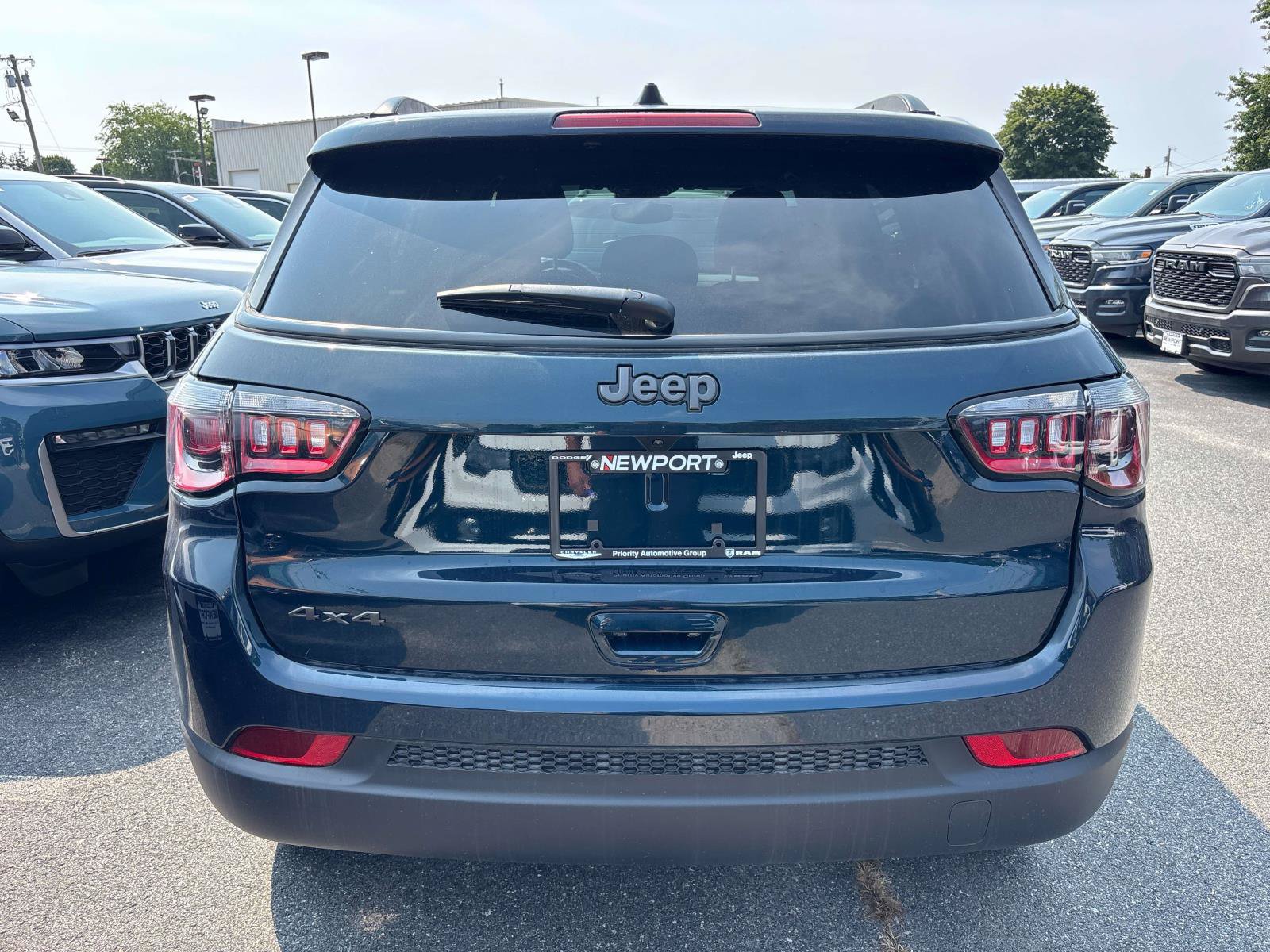 New 2026 Jeep Compass Latitude AWD/4WD image 3