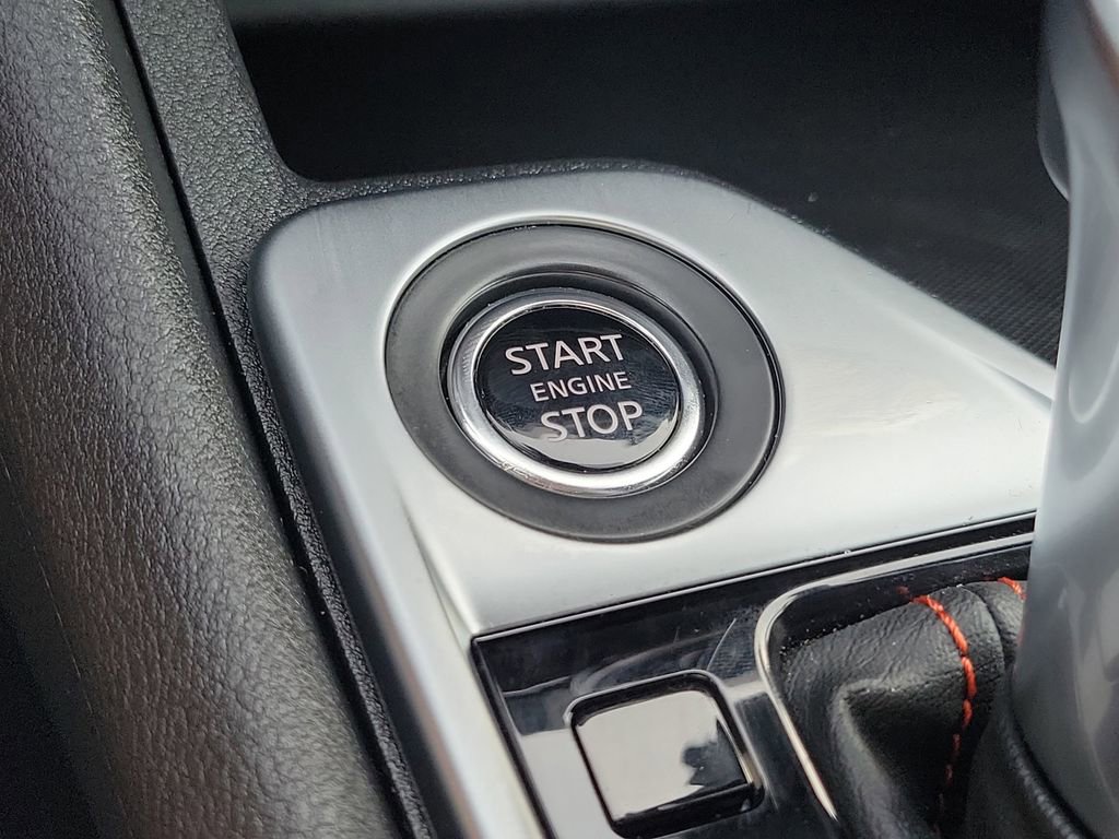 Certified 2025 Nissan Sentra SR image 8