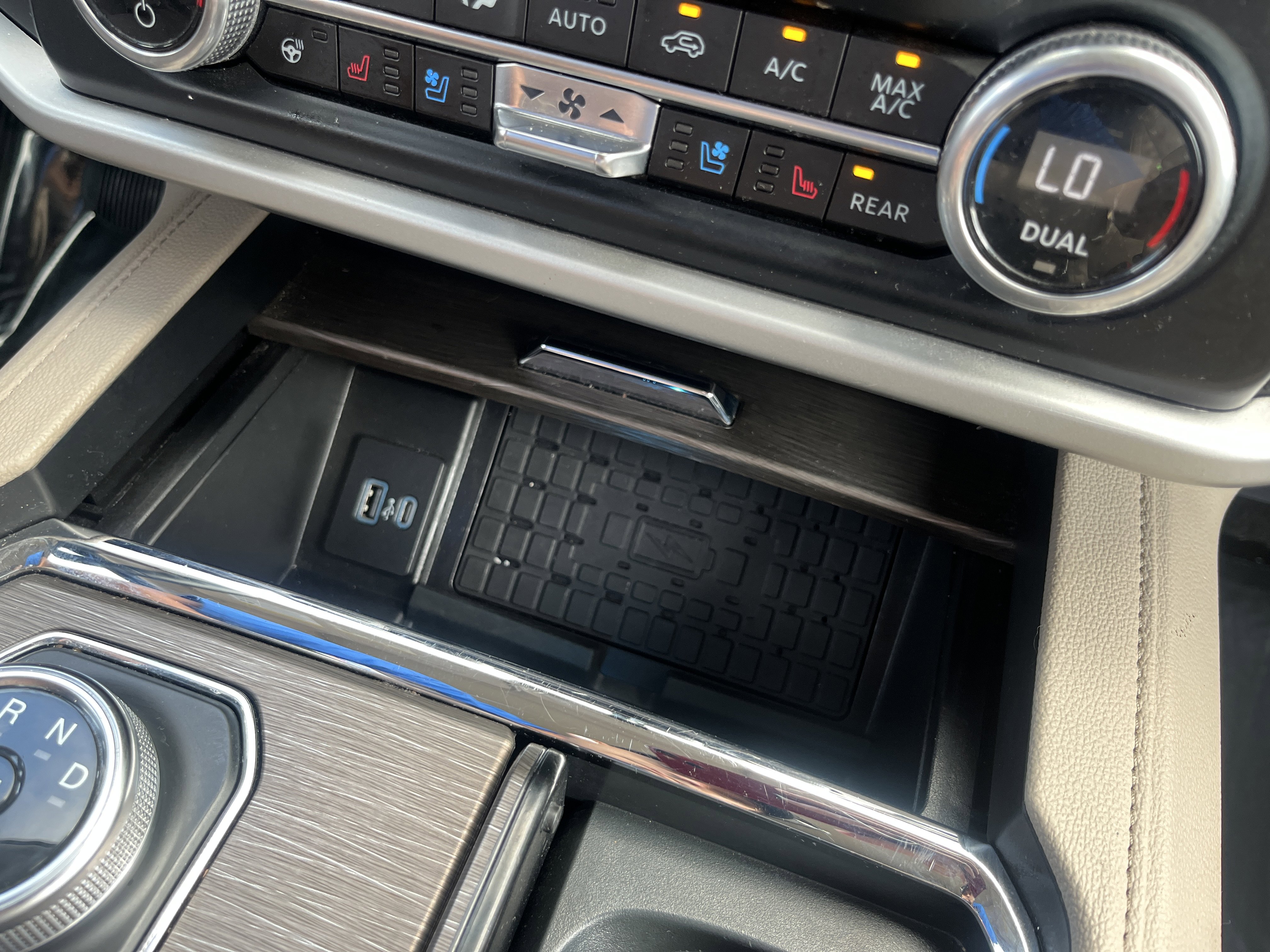 Used 2024 Ford Expedition Max Limited image 29