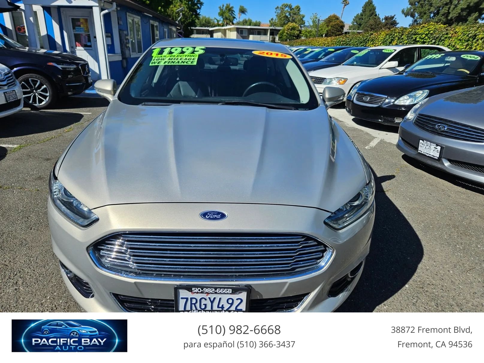 Used 2015 Ford Fusion Energi Titanium FWD image 2