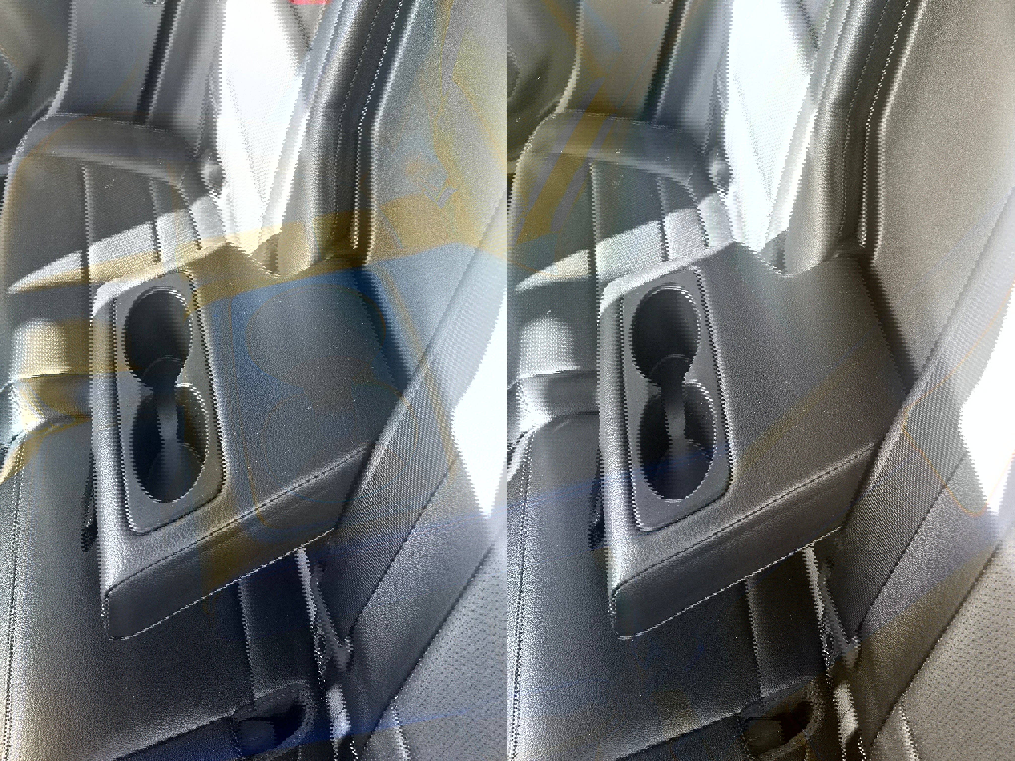 Used 2022 Ford Escape Titanium w/ Class II Trailer Tow Package image 32