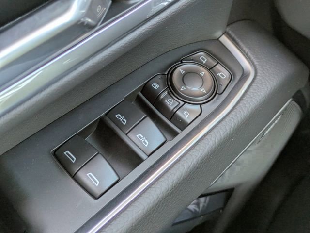 New 2026 GMC Sierra 3500 Denali w/ Denali Reserve Package image 23