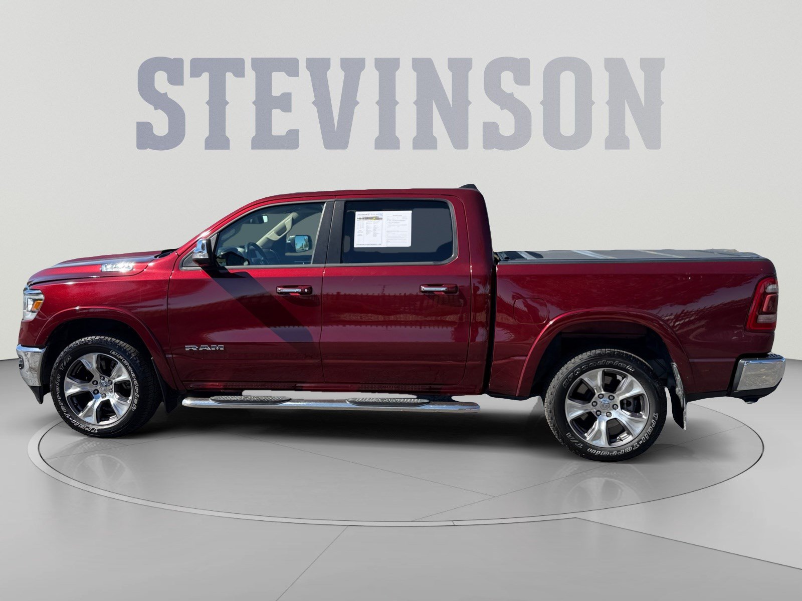 Used 2020 RAM 1500 Laramie AWD/4WD image 2