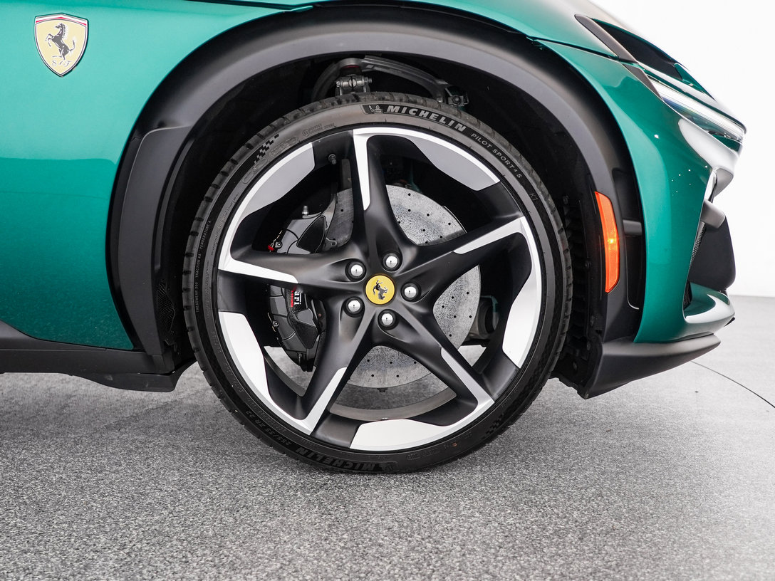 Used 2023 Ferrari Purosangue AWD/4WD image 31