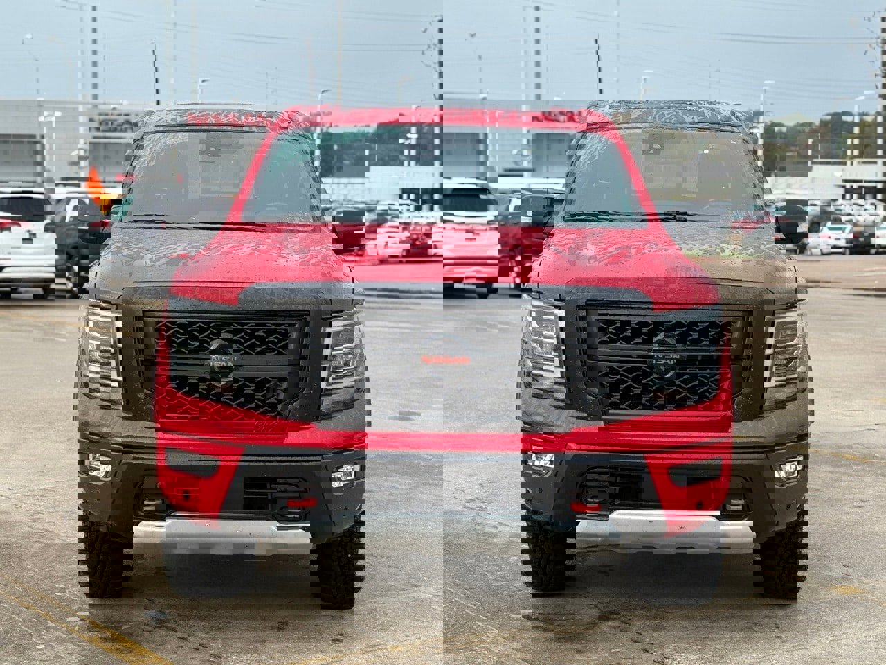 Used 2021 Nissan Titan PRO-4X w/ Pro-4x Convenience Package image 4