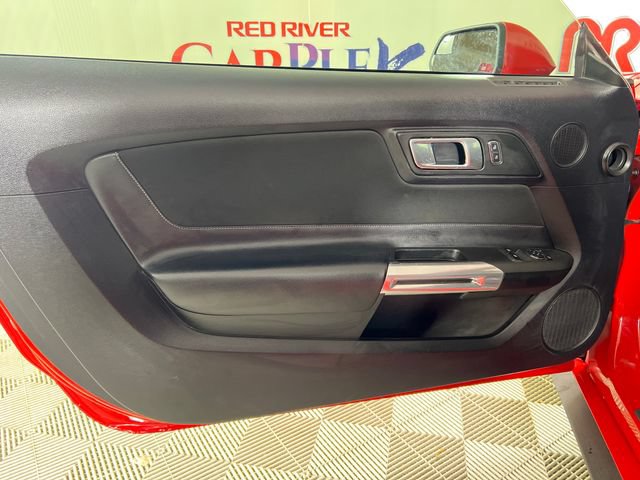 Used 2018 Ford Mustang GT w/ GT Performance Package RWD image 11