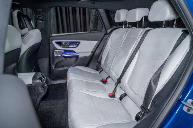 New 2026 Mercedes-Benz GLC 300 300 SUV image 10