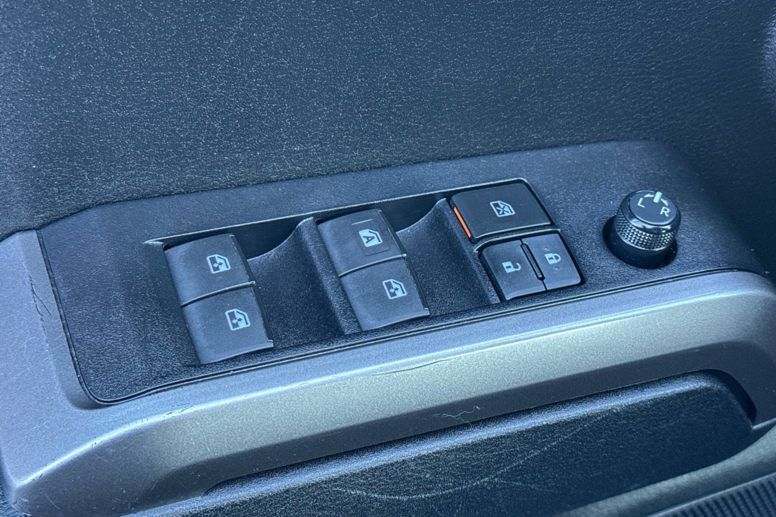 Certified 2021 Toyota Tacoma SR5 image 18