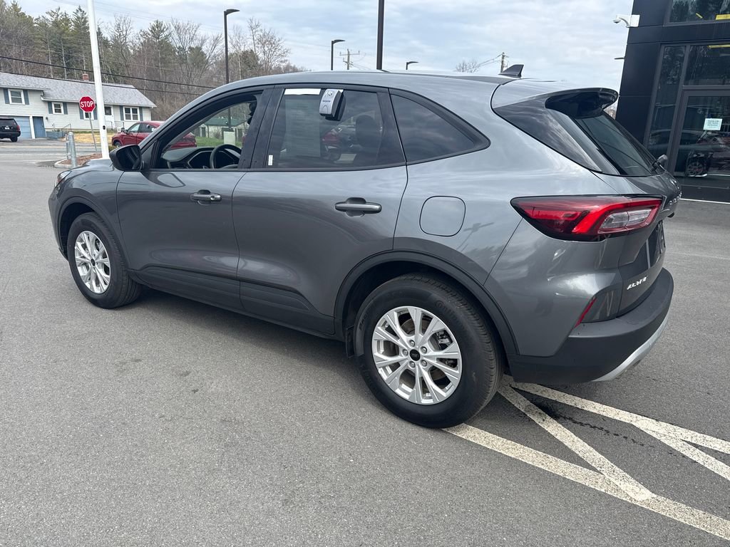 Used 2025 Ford Escape Active AWD/4WD video 3