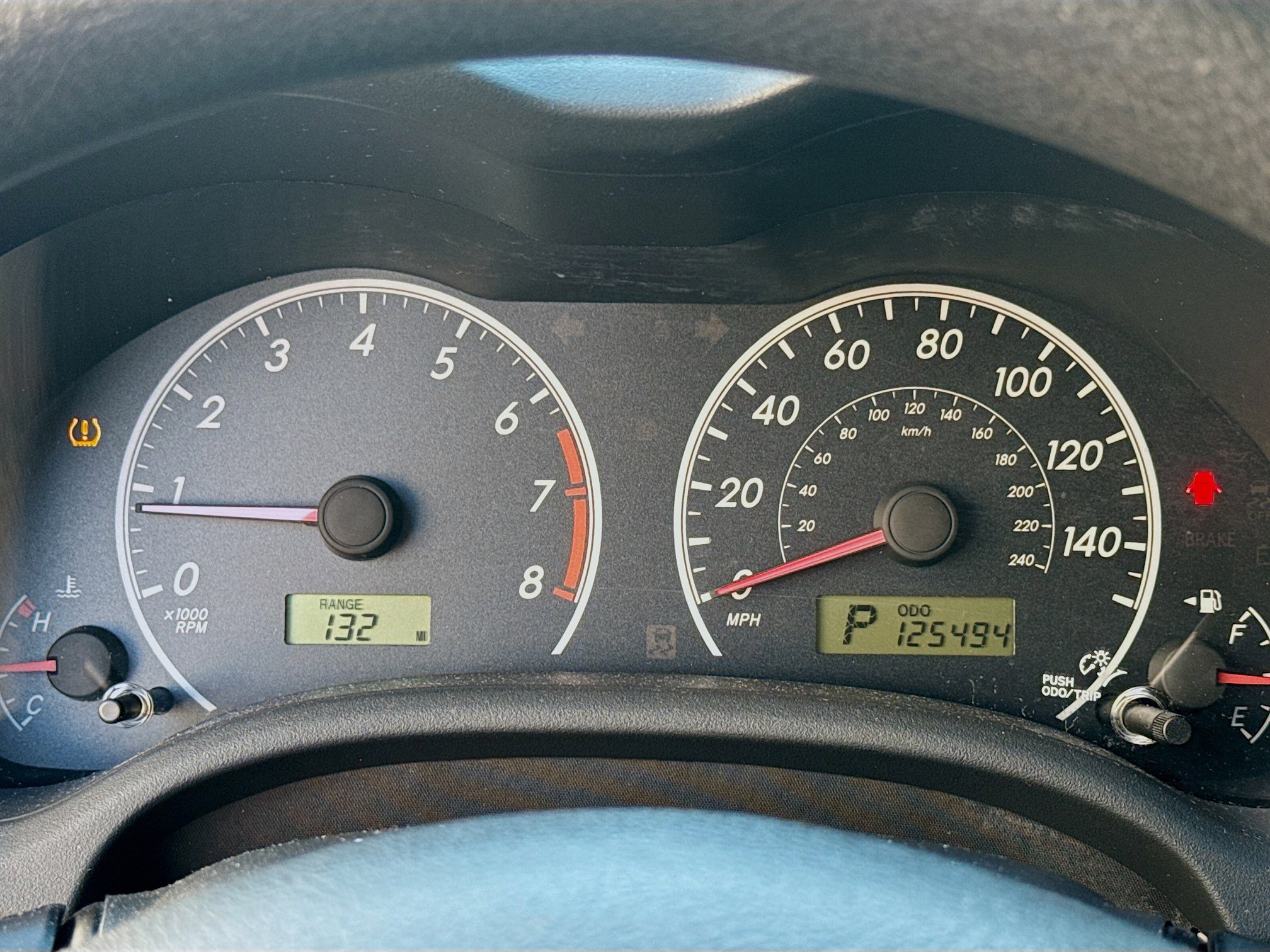 Used 2013 Toyota Corolla LE image 9