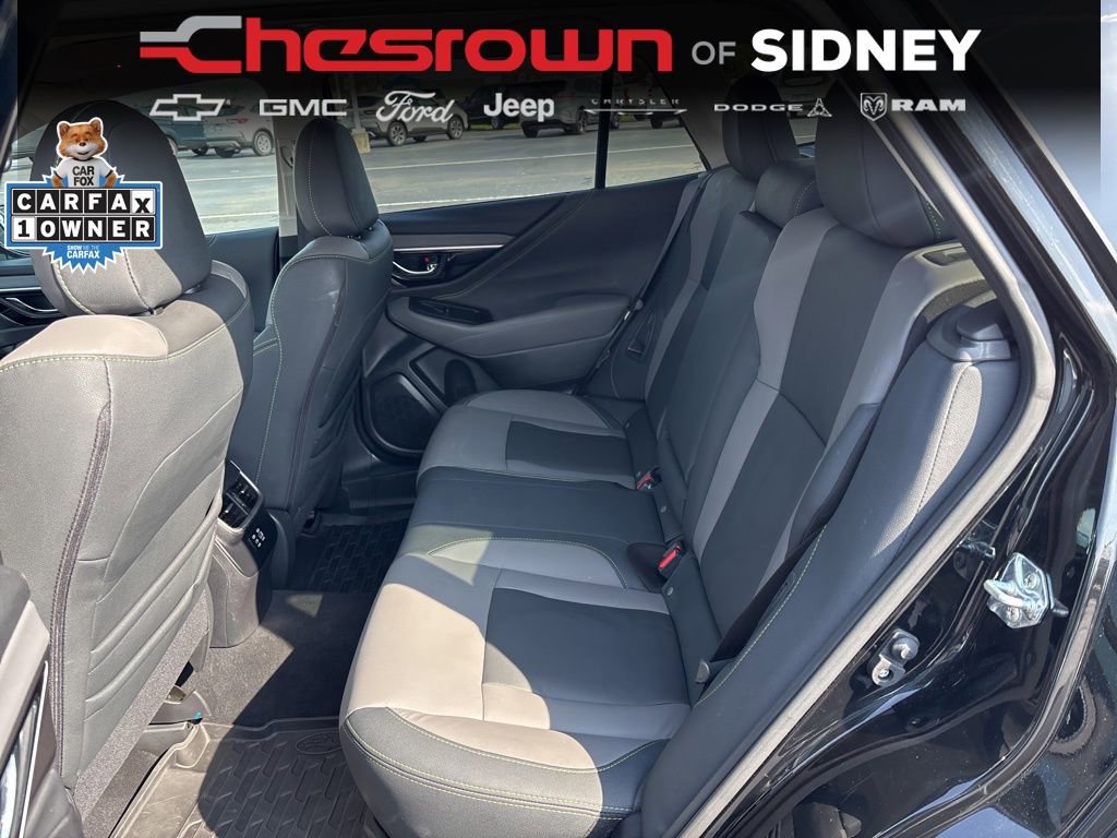 Used 2025 Subaru Outback Onyx Edition AWD/4WD image 26