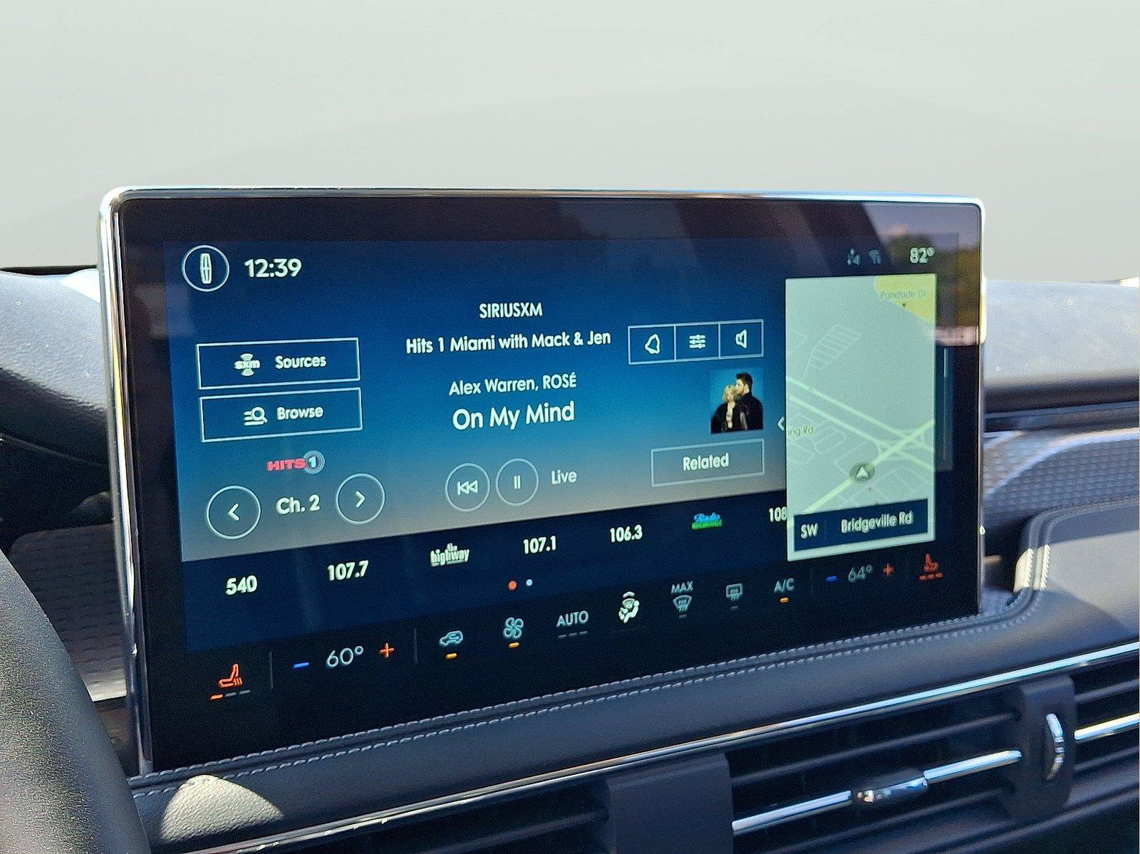 New 2025 Lincoln Corsair Grand Touring AWD/4WD image 13