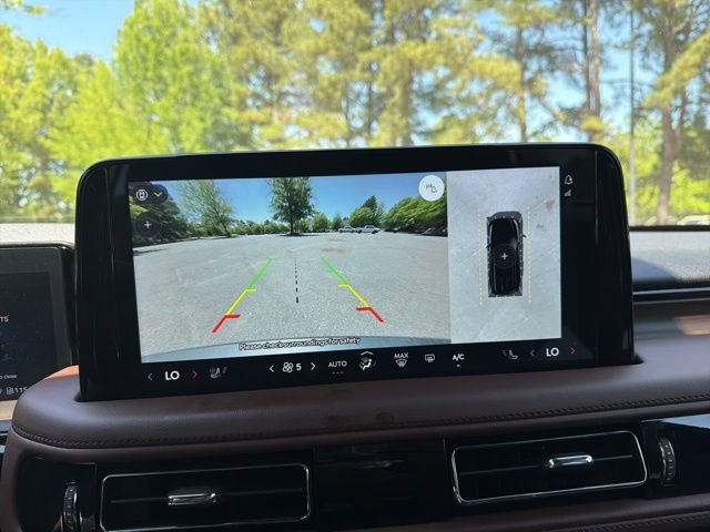 Used 2025 Lincoln Aviator Reserve w/ Luxury Package AWD/4WD image 15