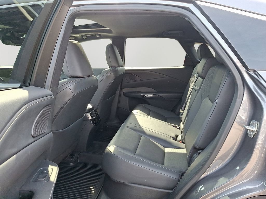 Used 2023 Lexus RX 350 Premium w/ Accessory Package AWD/4WD image 8