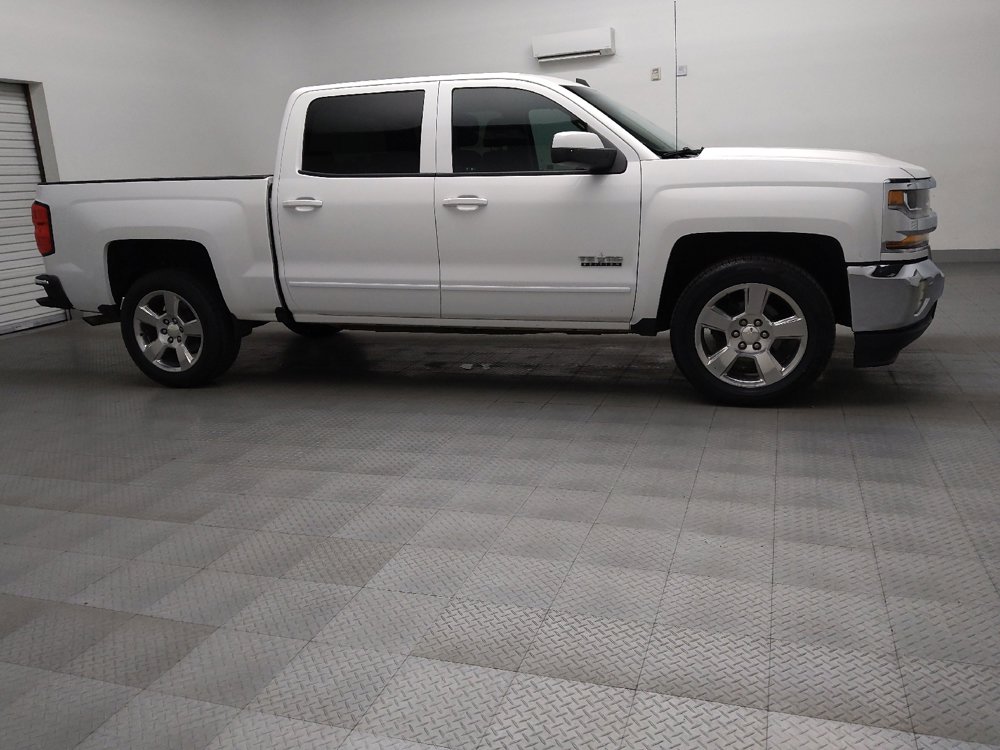 Used 2017 Chevrolet Silverado 1500 LT w/ Texas Edition RWD image 11