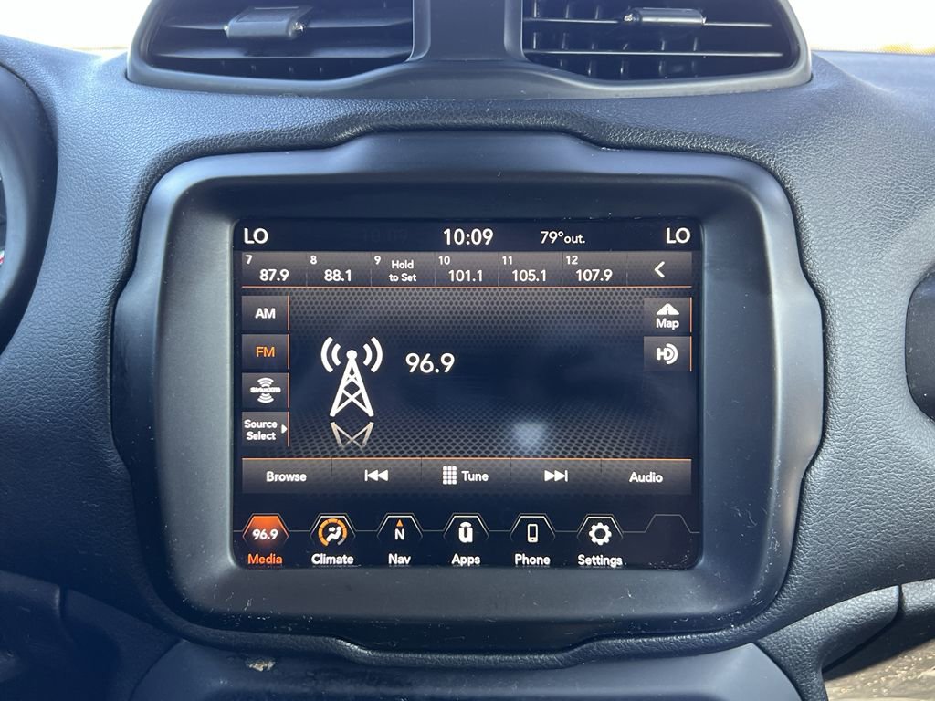 Used 2023 Jeep Renegade Trailhawk image 25