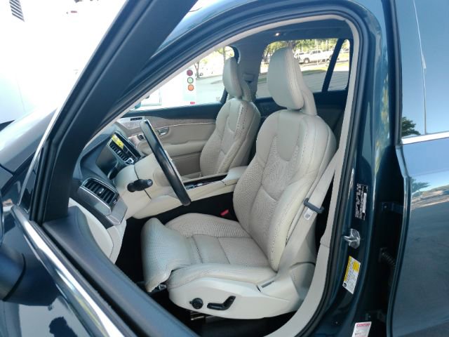 Used 2022 Volvo XC90 T8 Inscription AWD/4WD image 14