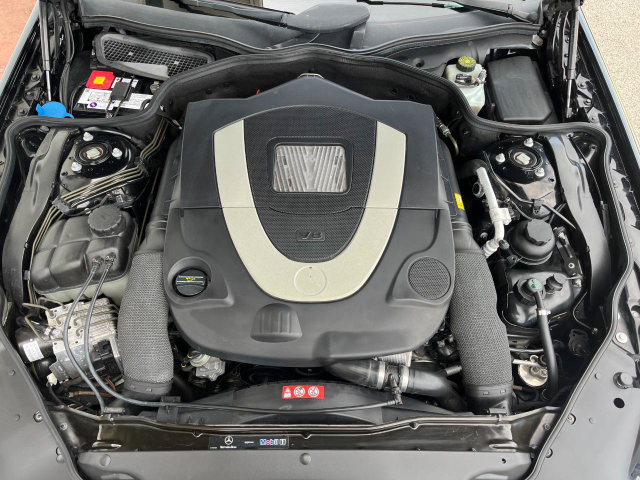 Used 2009 Mercedes-Benz SL 550 image 46